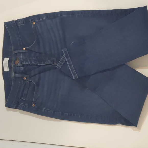 Loft Skinny Crop - Picture 3 of 10